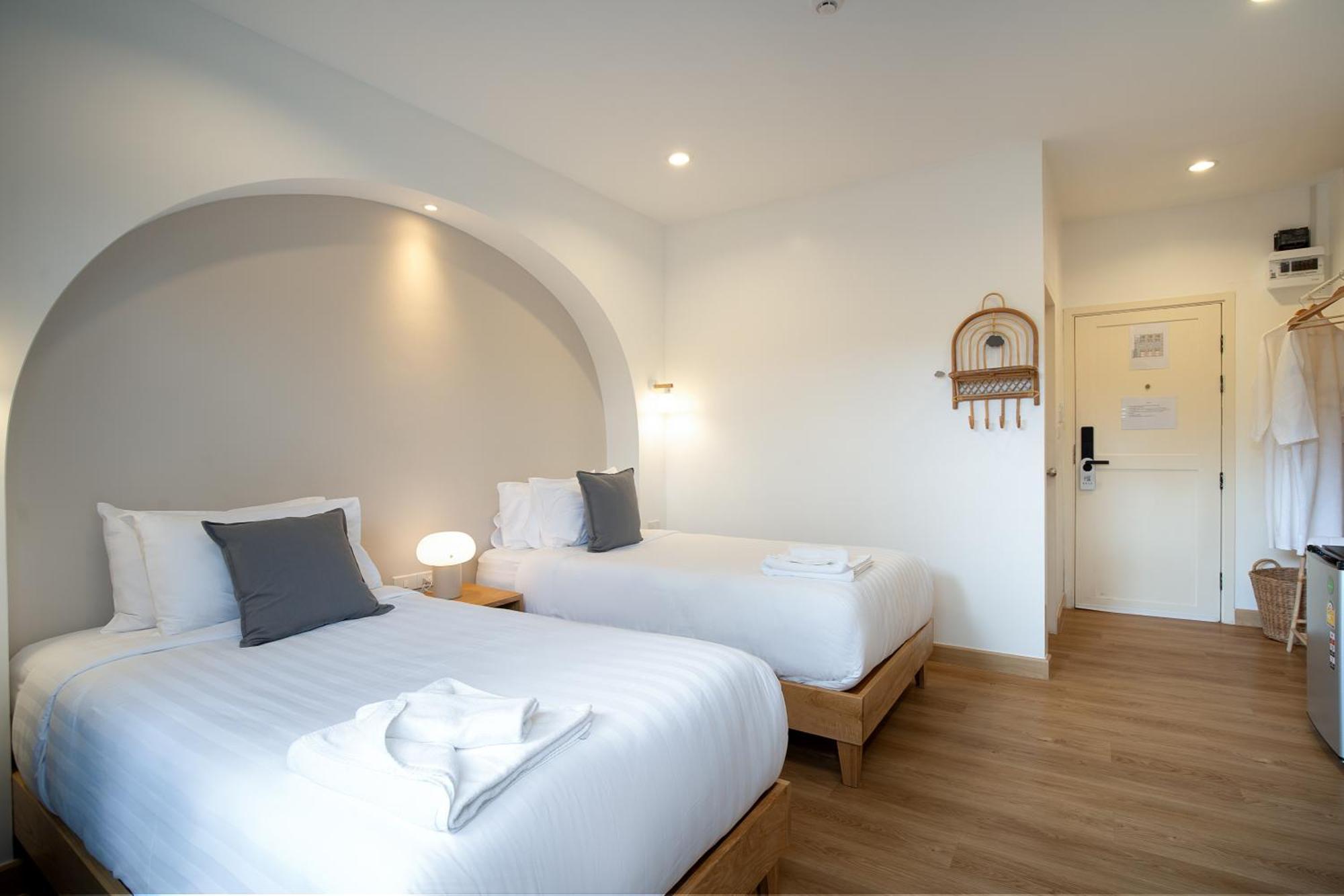 The Modeva Hotel Канчанабури Номер фото